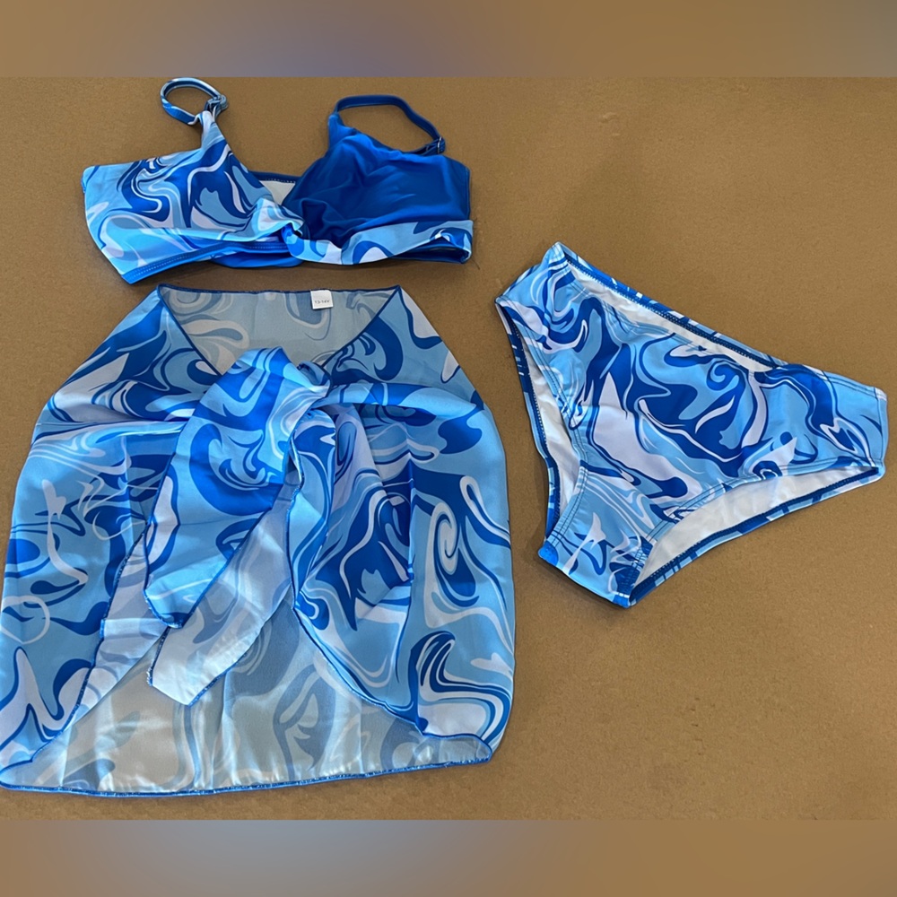 💧 Blue Marble 3-Piece Set (Top + Bottom + Cover-Up Skirt)